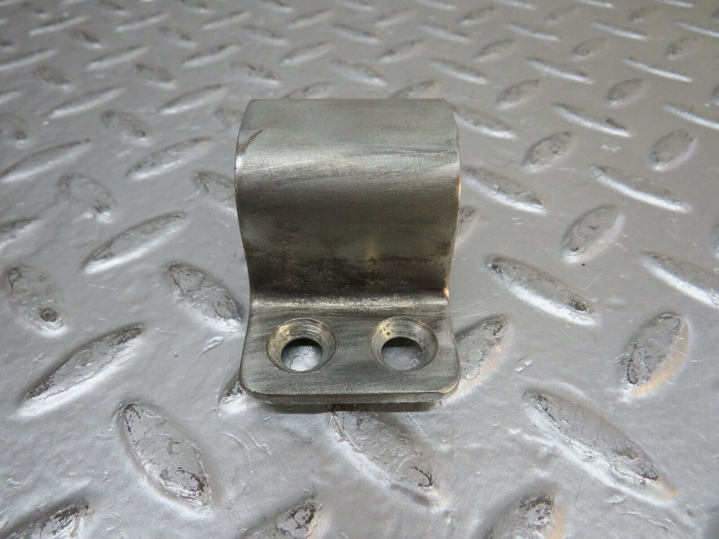 29828 Mercedes-Benz W123 230E Right Door Lock Latch