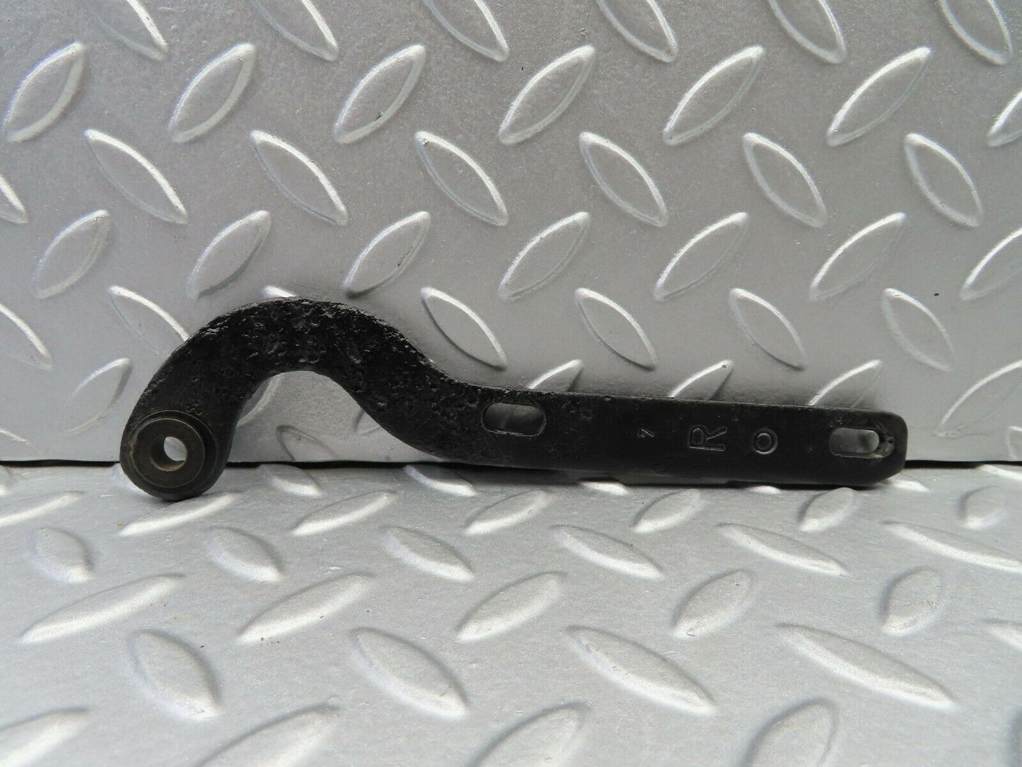 7083 Mercedes-Benz C107 350SLC Coupe Bonnet Hinge Support Right Side