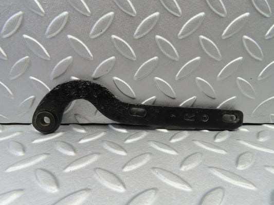 7083 Mercedes-Benz C107 350SLC Coupe Bonnet Hinge Support Right Side