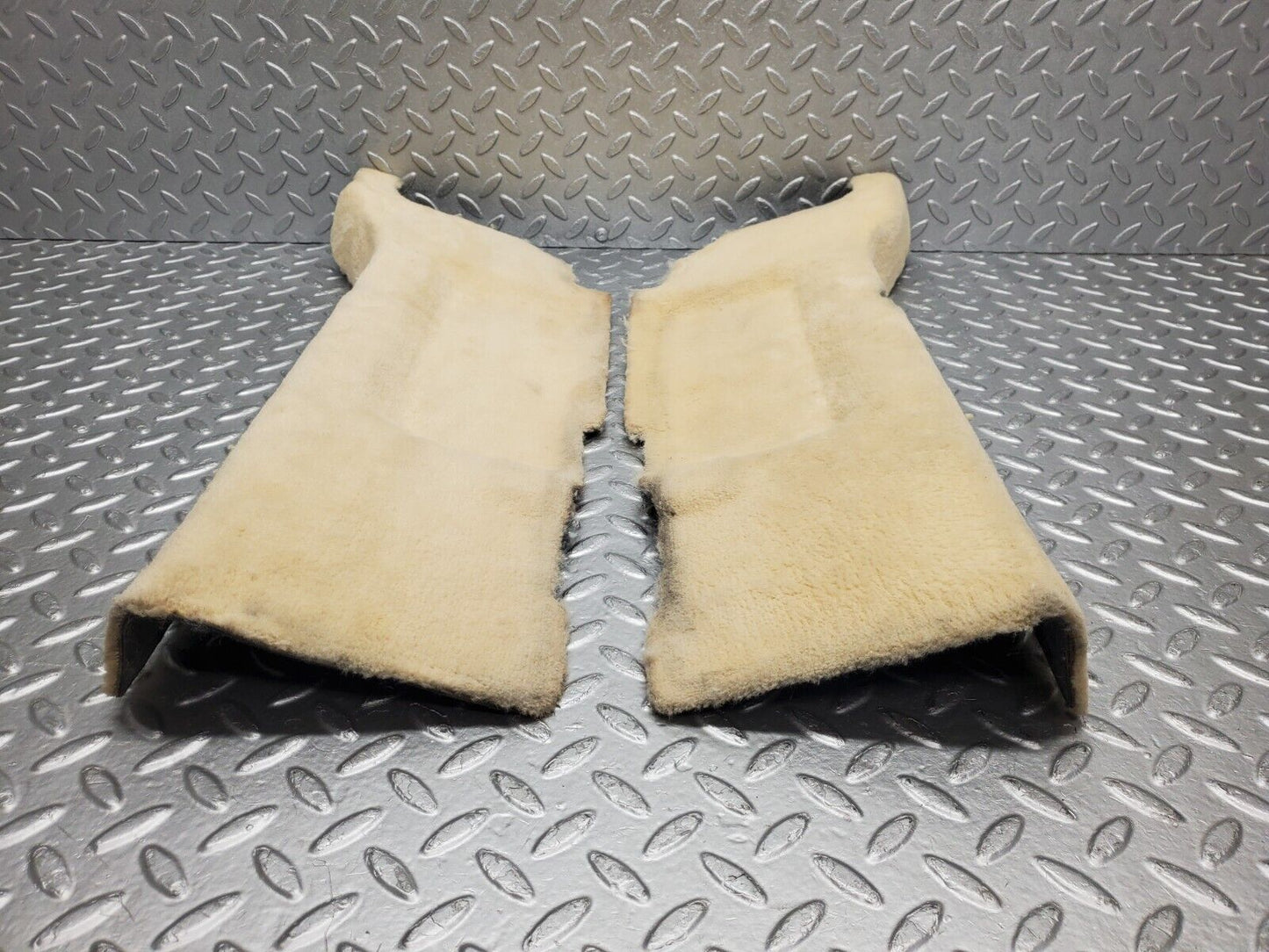 46814 Mercedes-Benz R129 320SL Coupe Rear Floor Cross Member Mat Carpet Beige