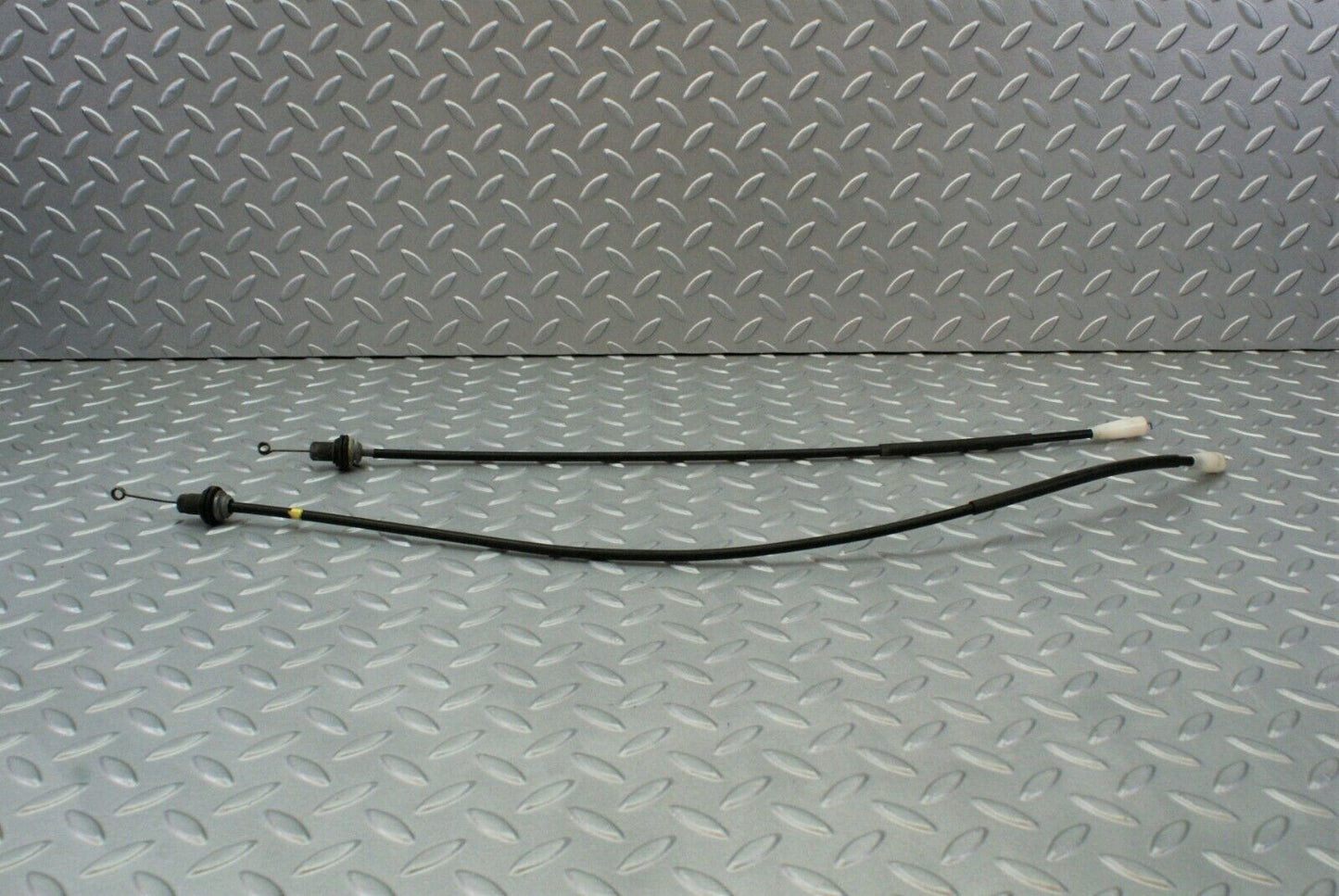 3047 Mercedes-Benz C123 280CE Coupe Heater Control Cable Pair