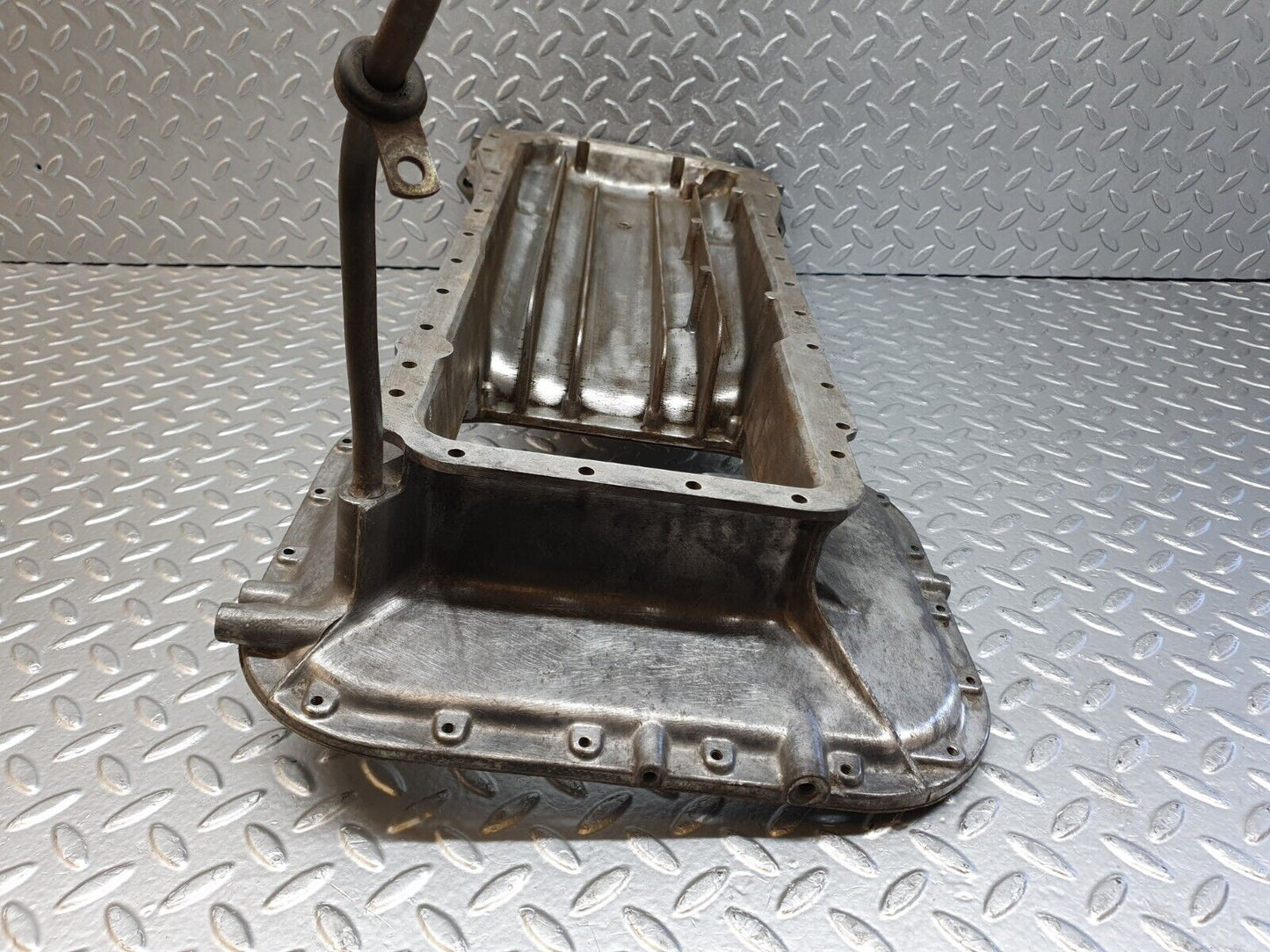 43790 Mercedes-Benz C126 380SEC Coupe Oil Pan Oil Sump 1170140002