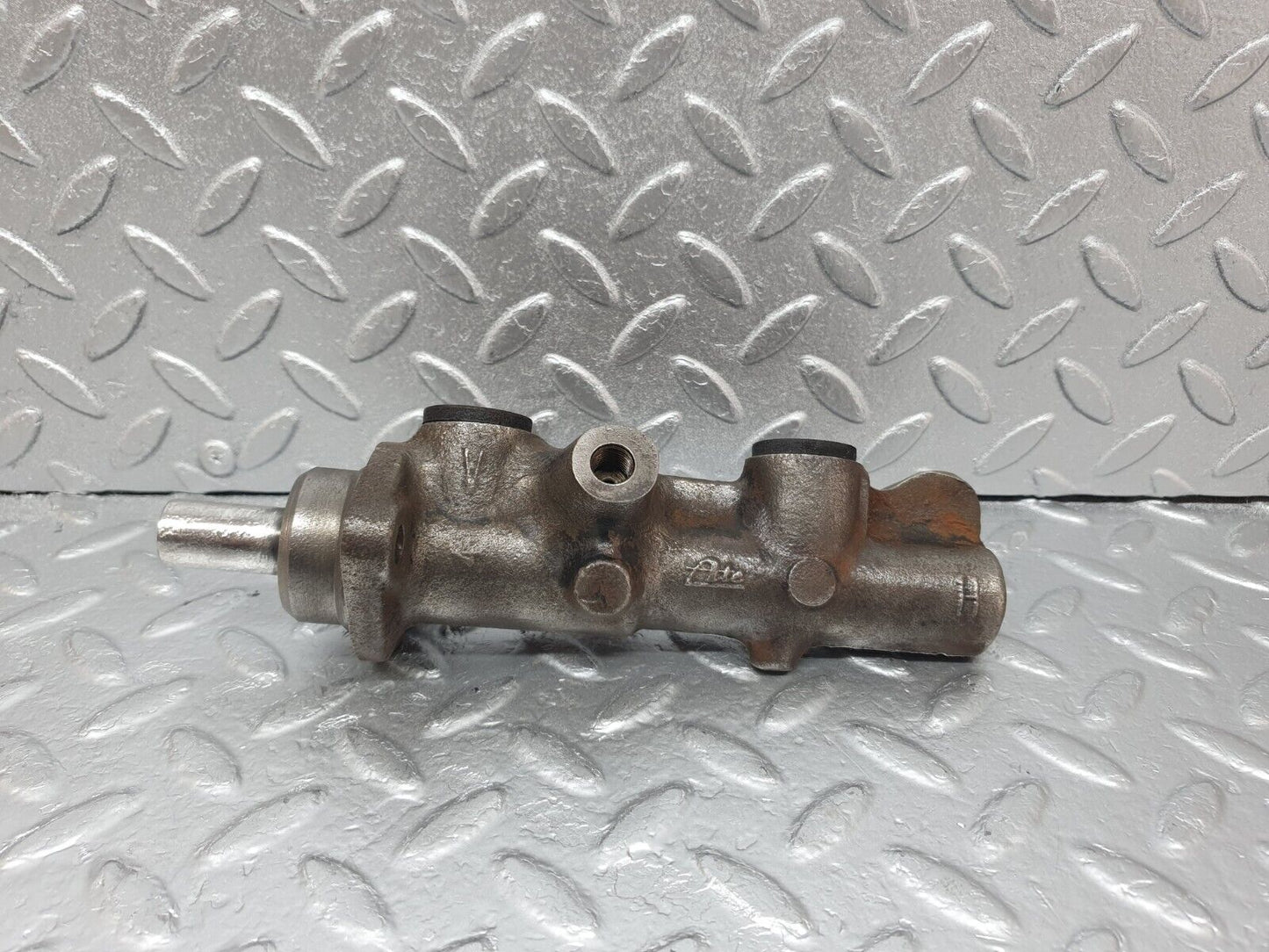 43690 Mercedes-Benz C126 380SEC Coupe Brake Master Cylinder ATE