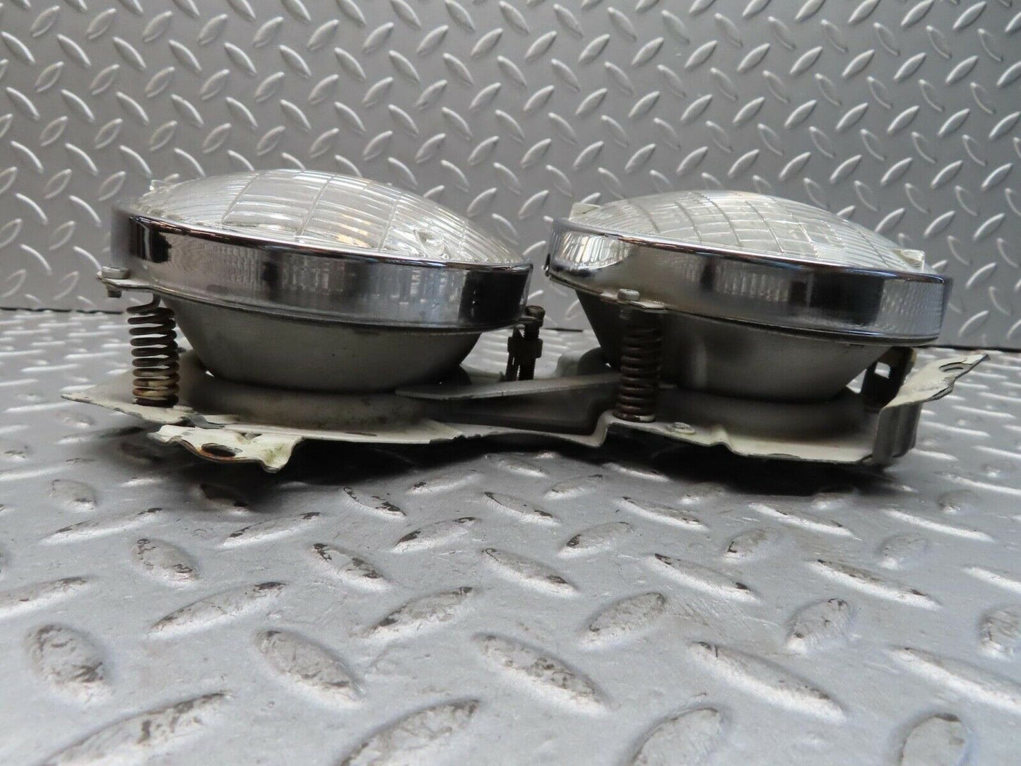 12655 Mercedes-Benz W111 220SE Headlight Left/Right 0302350004