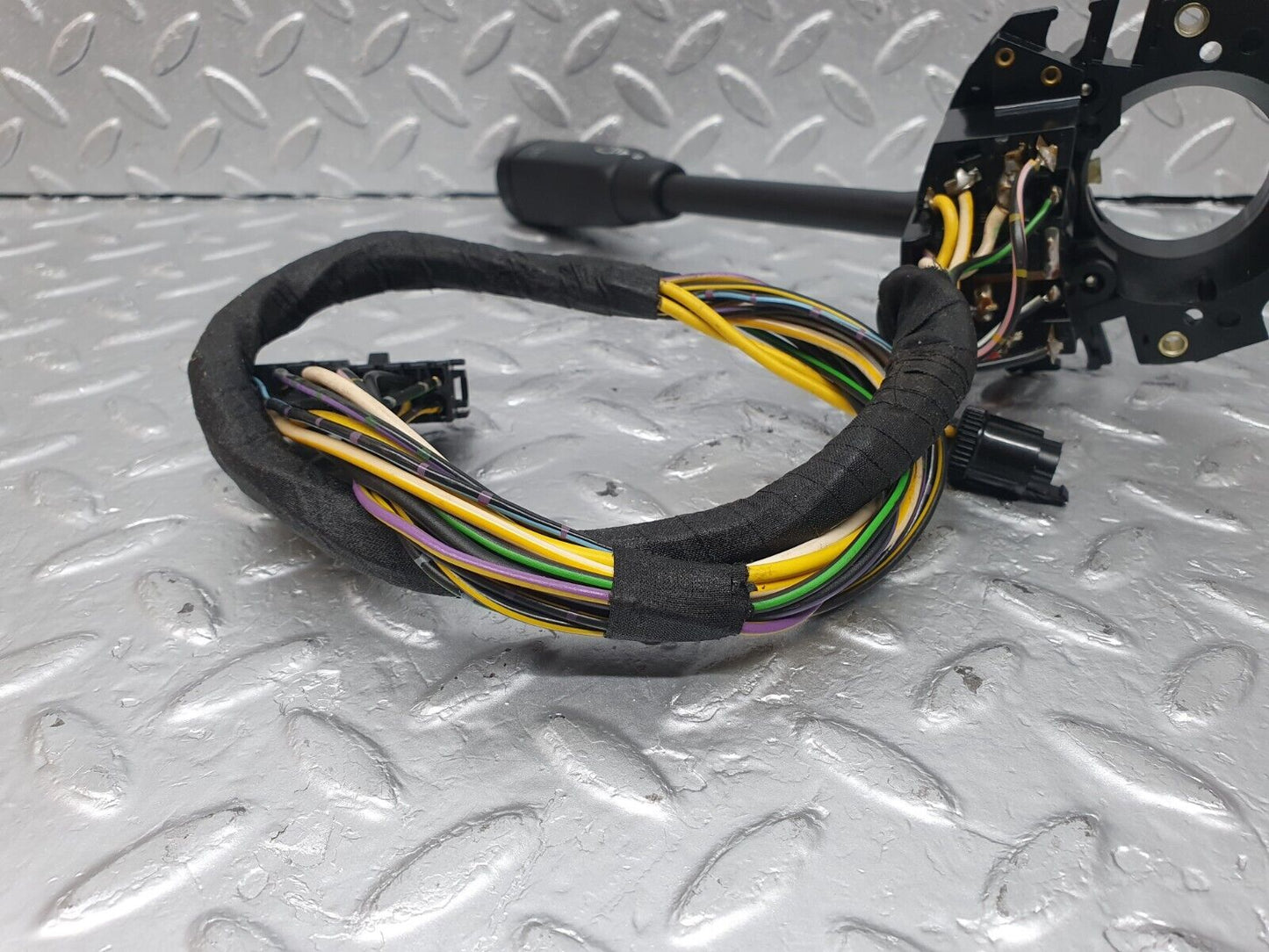 42750 Mercedes-Benz W201 190 Indicator Wiper Stalk 2015450924