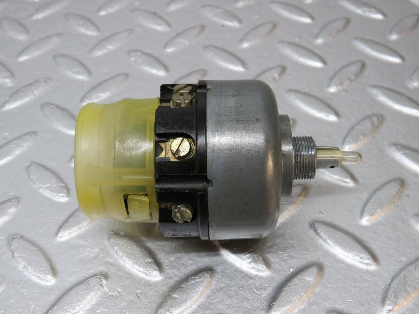 39823 Mercedes-Benz R107 350SL Coupe Headlight Switch