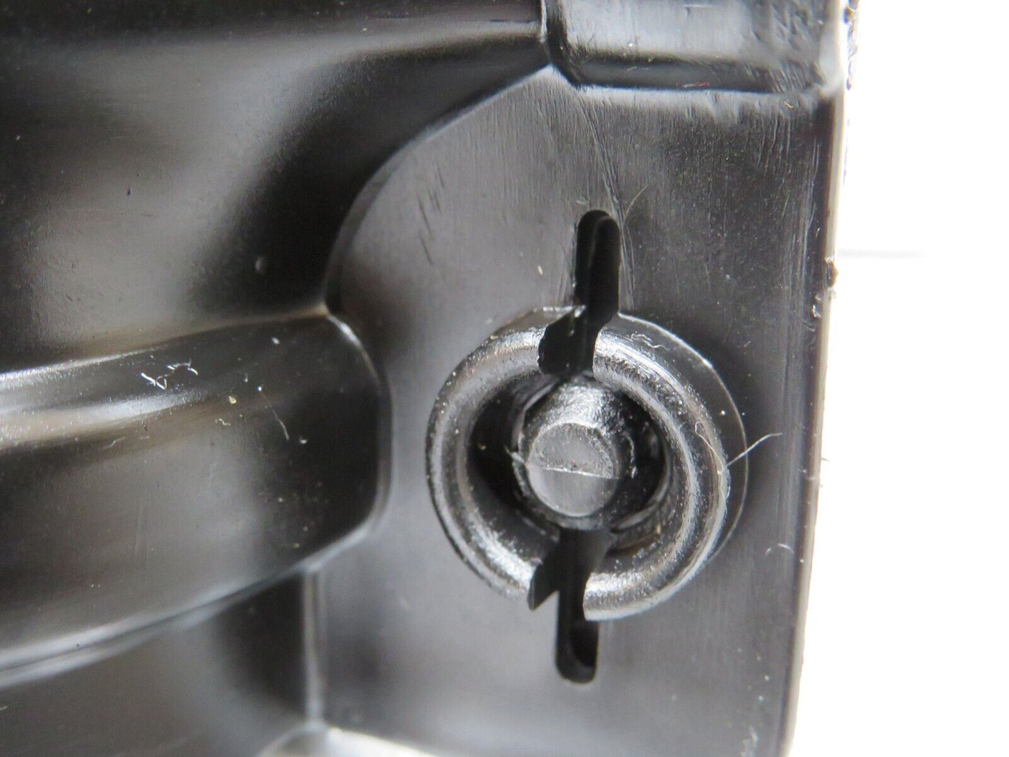 25592 Mercedes-Benz W123 200 Ignition Coil Protective Cap 0001581785