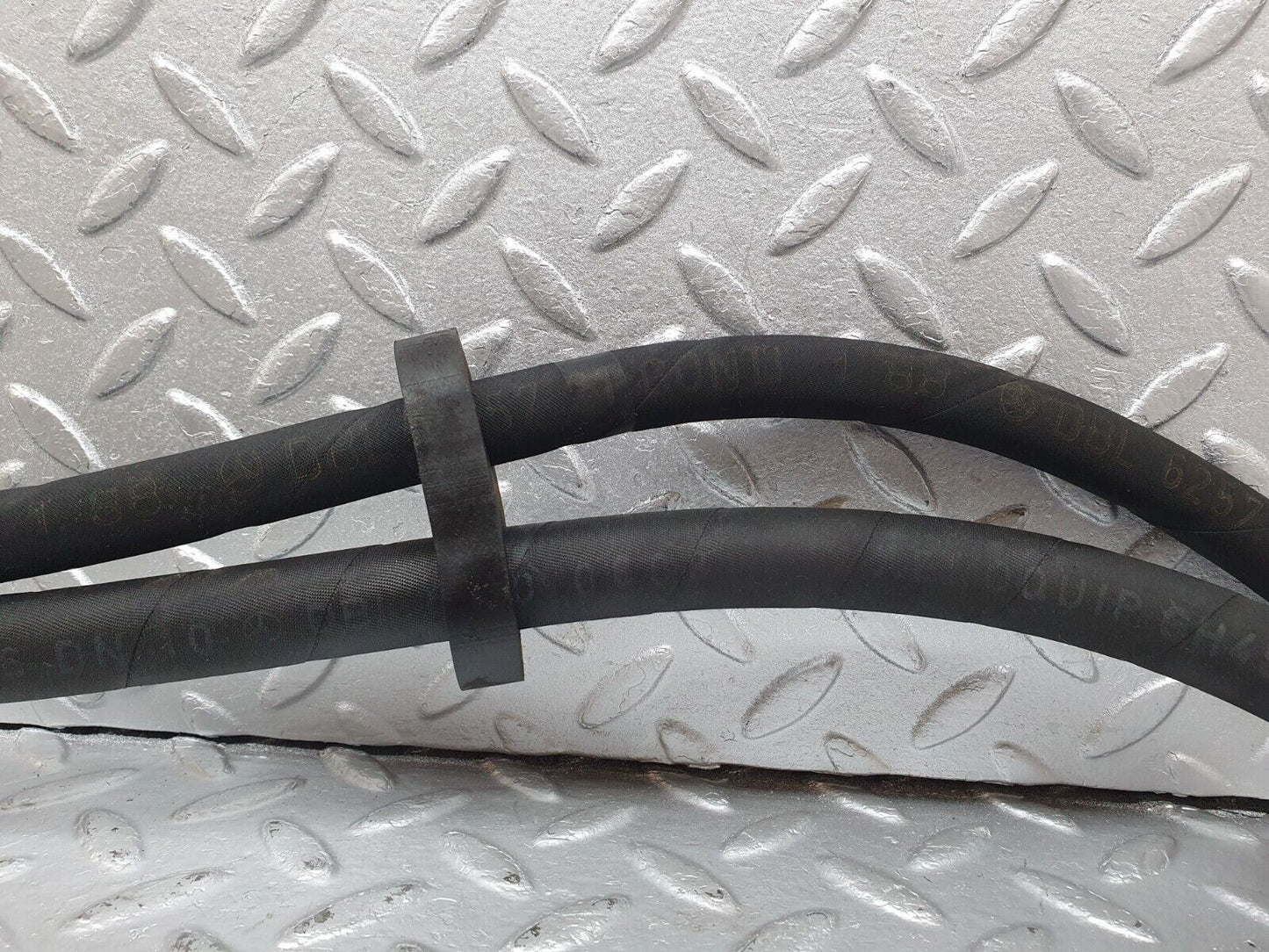 41625 Mercedes-Benz W124 200E Power Steering Oil Hose Pipe 2019977282