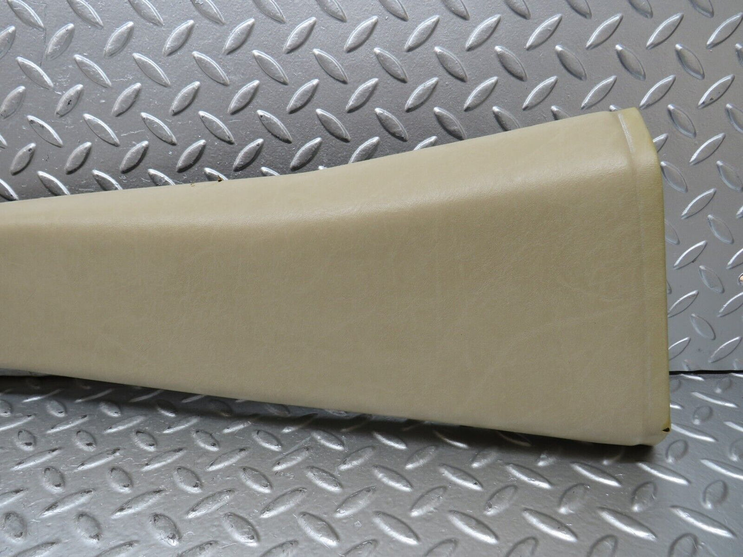 27525 Mercedes-Benz S124 300TE B Pillar Cover Right Side Beige 1246923689