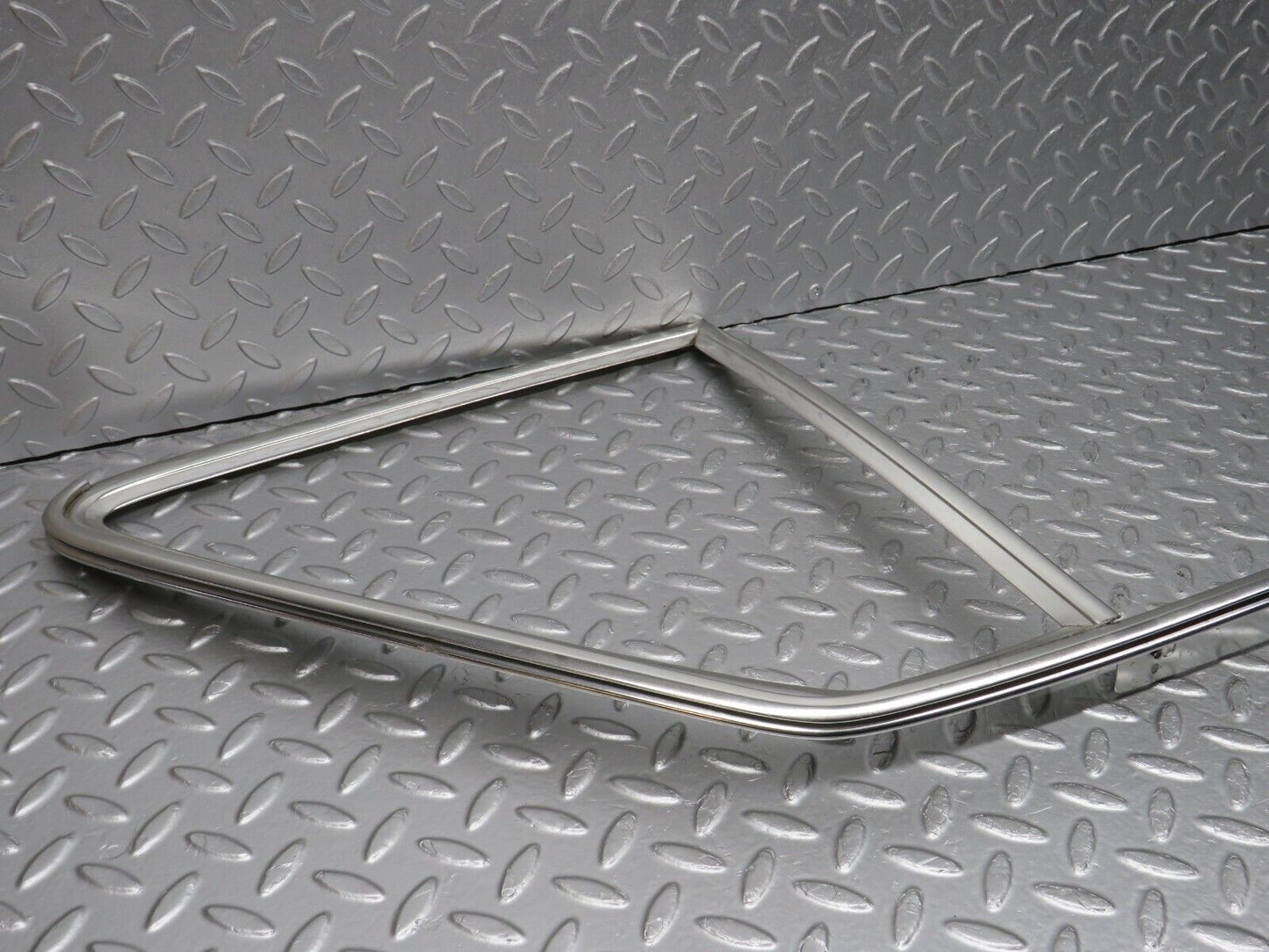 40196 Mercedes-Benz R107 Hardtop Side Window Chrome Moulding Trim Left
