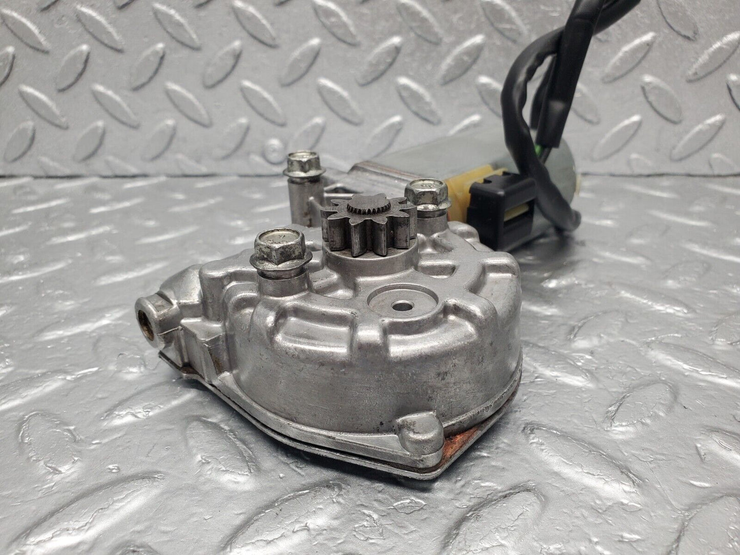46378 Mercedes-Benz C123 280CE Coupe Front Right Window Regulator Motor 0130821023