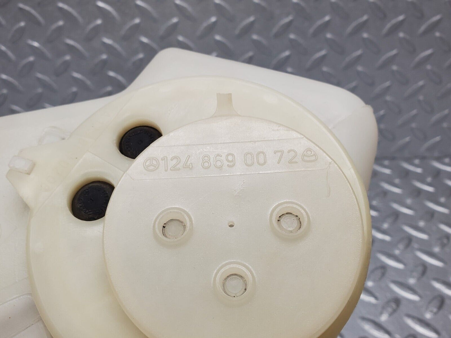 46769 Mercedes-Benz R129 320SL Coupe Windscreen Washer Fluid Reservoir 1298600360 1248690072 2105400045
