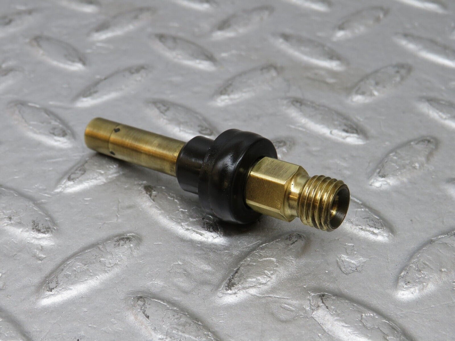 36705 Mercedes-Benz W201 190E Fuel Injector 0437502047