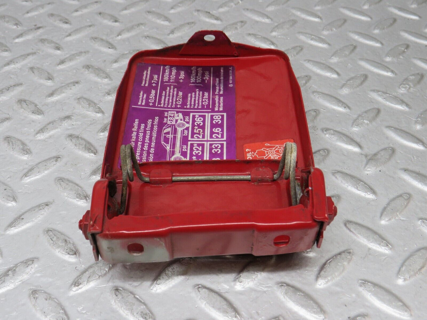 35462 Mercedes-Benz R107 280SL Fuel Tank Flap Cap 1075841039