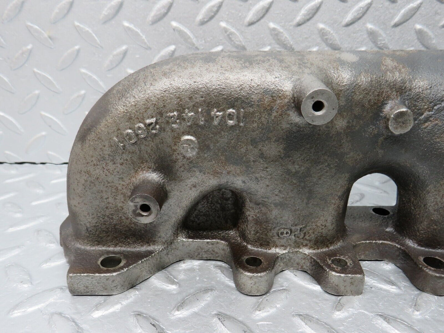38552 Mercedes-Benz R129 280SL Coupe Exhaust Manifold Cylinder 1-3 1041422601
