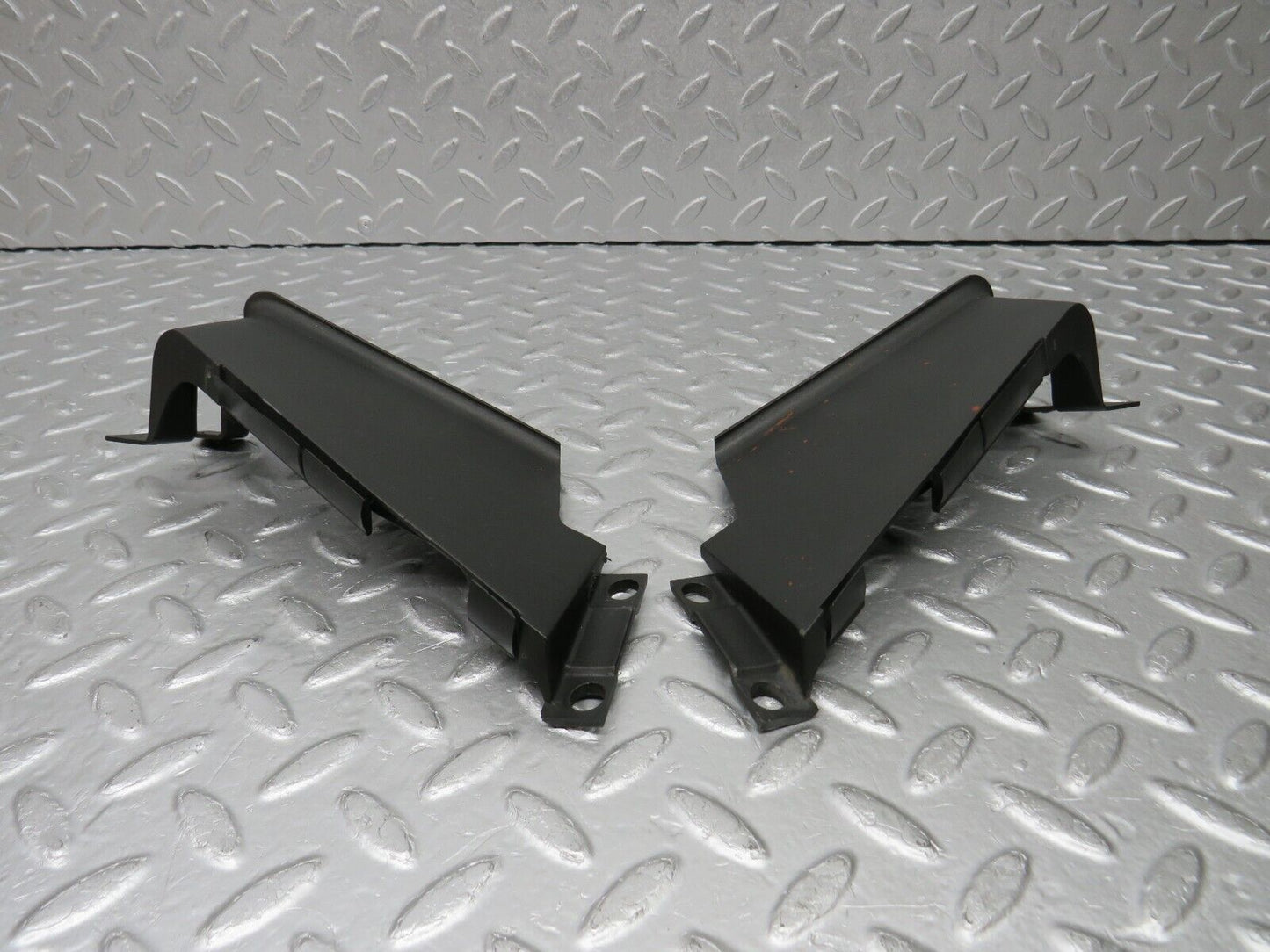 38299 Mercedes-Benz R129 280SL Coupe Radiator Fan Shroud Cover 2x 1295051388 1295051288