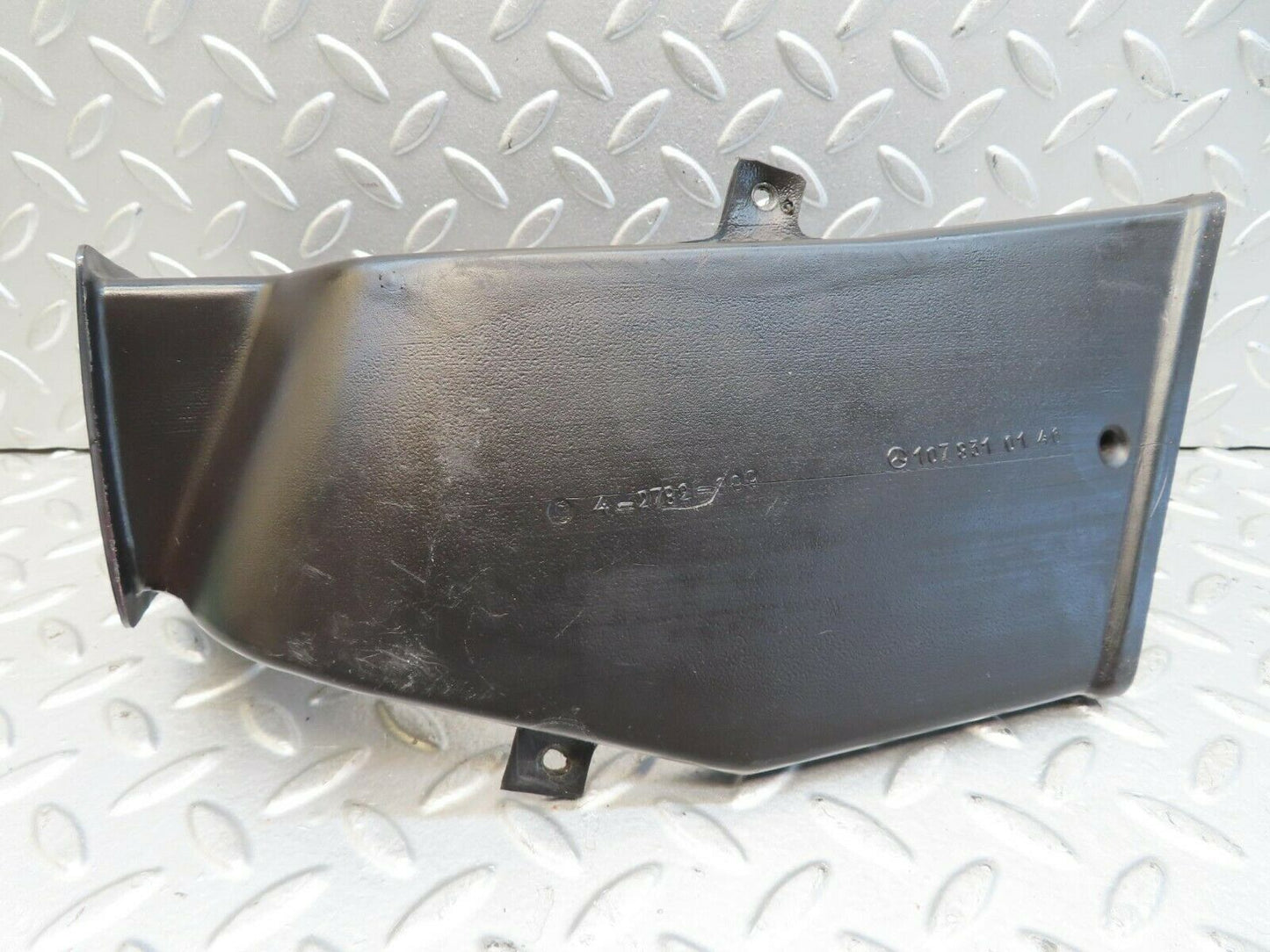 15525 Mercedes-Benz R107 450SL Floor Ventilation Duct Left 1078310146