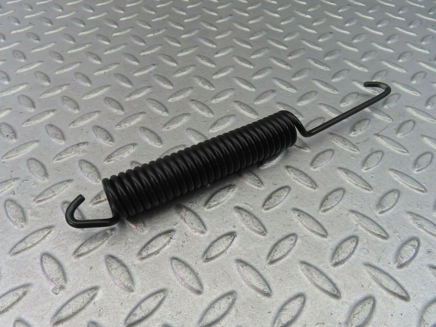8623 Mercedes-Benz W108 Bonnet Hinge Spring