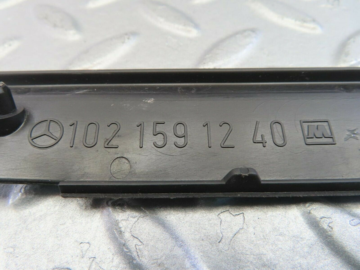 10041 Mercedes-Benz C123 230CE Coupe Distributor Plug Protective Cap 102159124