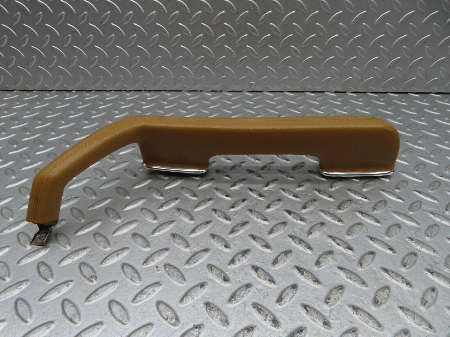 15846 Mercedes-Benz W123 280E Left Interior Door Handle 1239701701