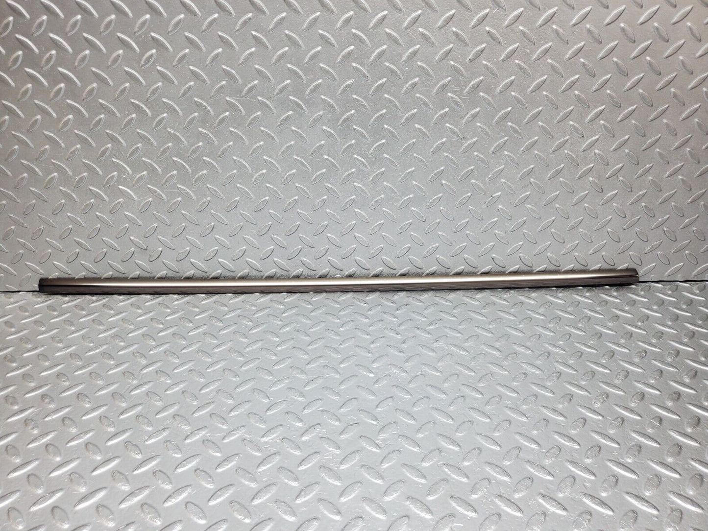 45136 Mercedes-Benz R129 300SL Coupe Left Door Window Moulding Trim