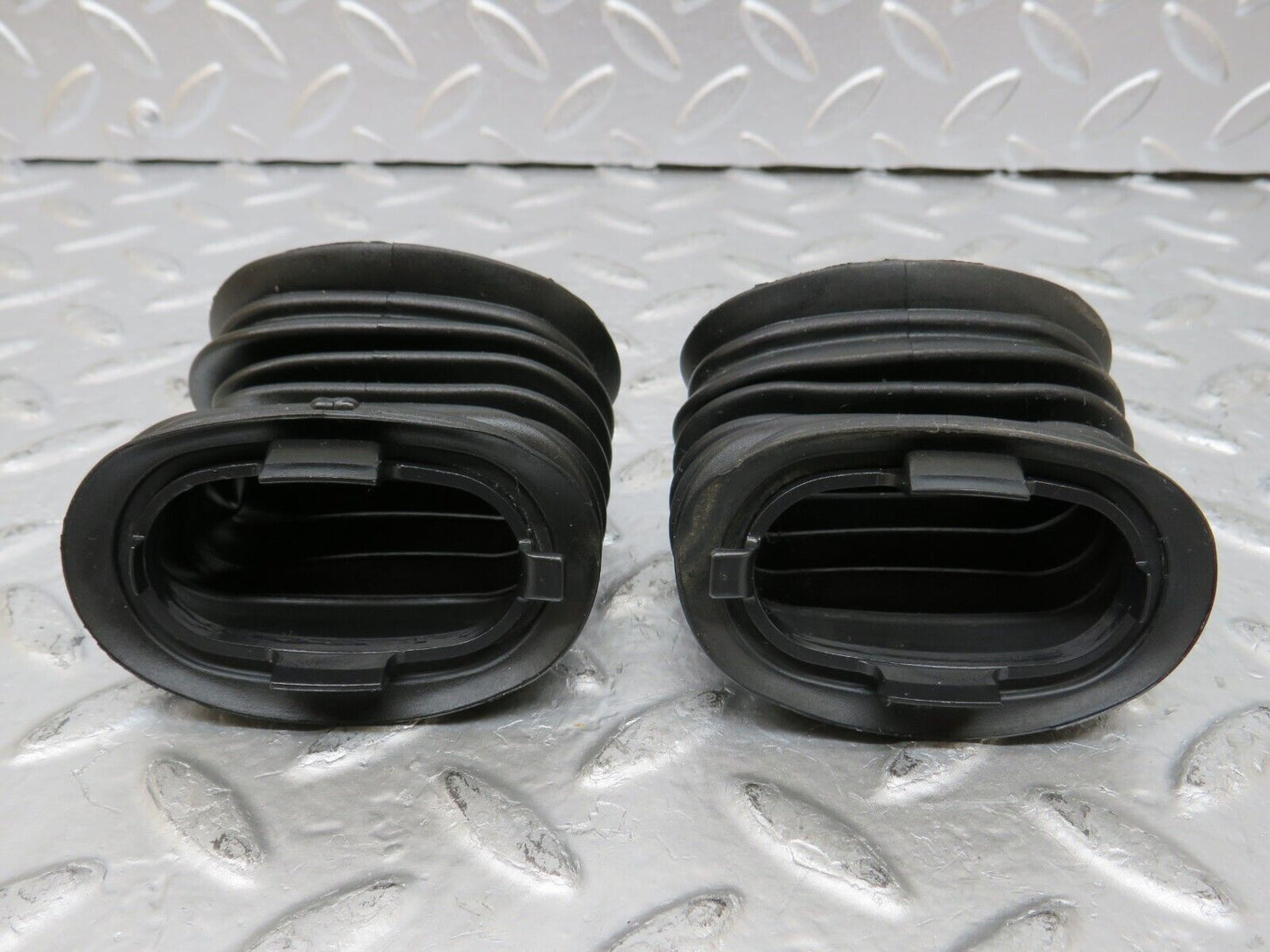 25791 Mercedes-Benz W124 280E Rear Door Wire Protector Rubber Pair 1248210597
