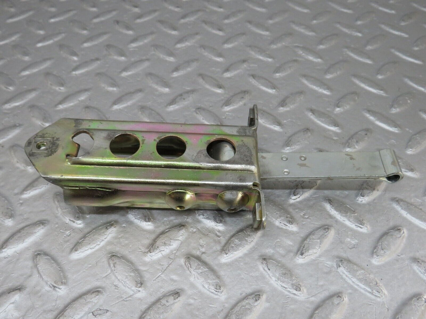 36636 Mercedes-Benz W201 190E Door Safety Check Strap
