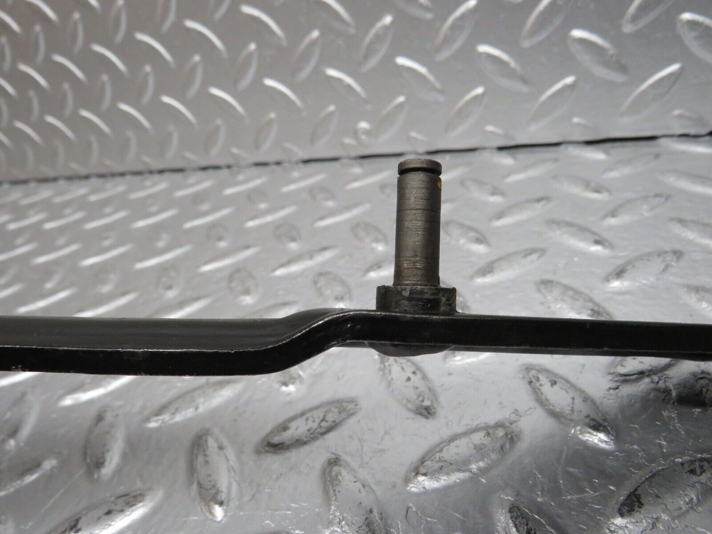 31129 Mercedes-Benz W123 200D Clutch Pedal With Rubber 1102910182