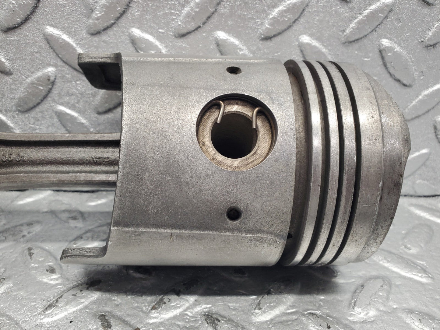 W112 piston and connecting rod used OEM