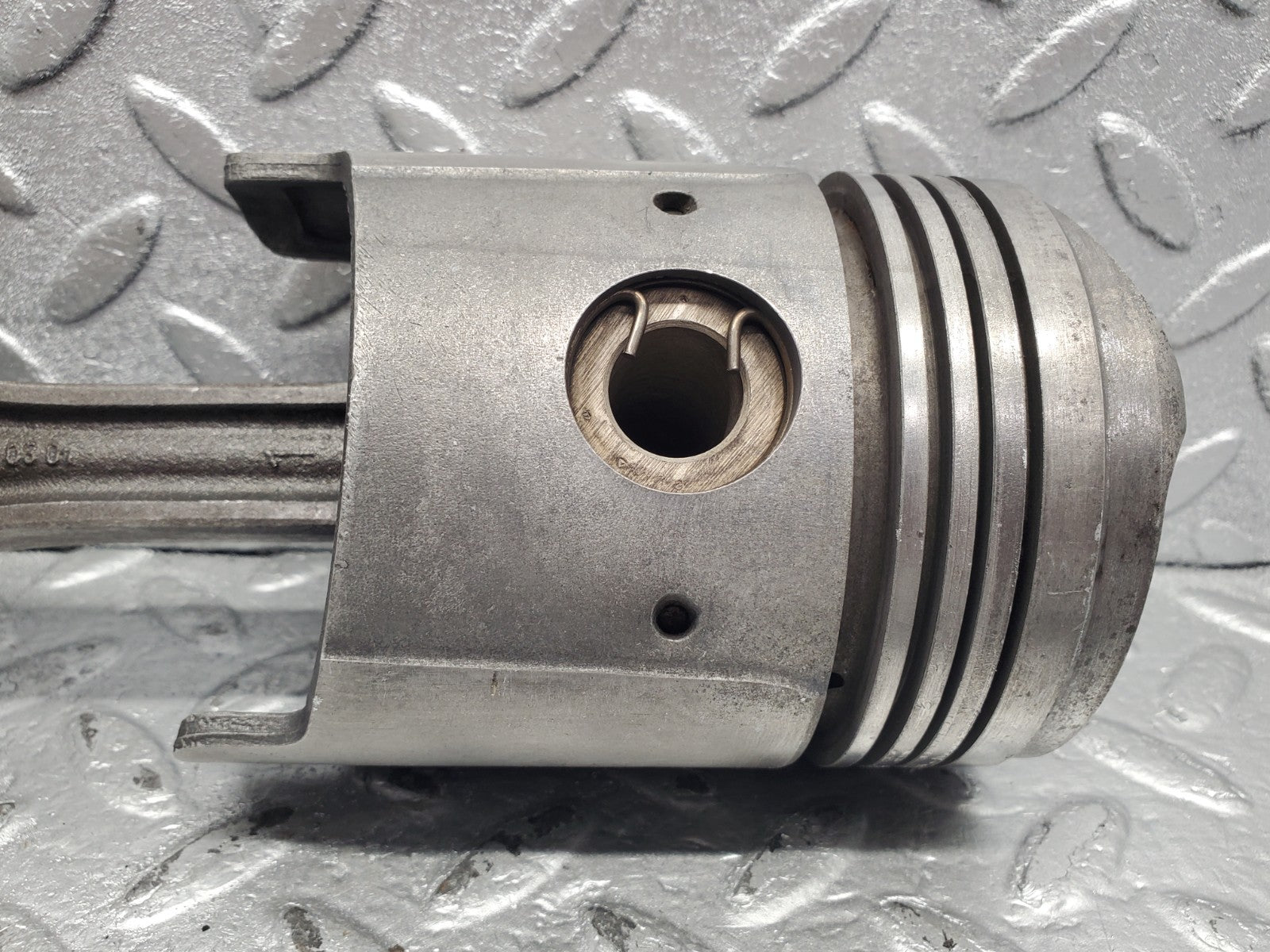 W112 piston and connecting rod used OEM