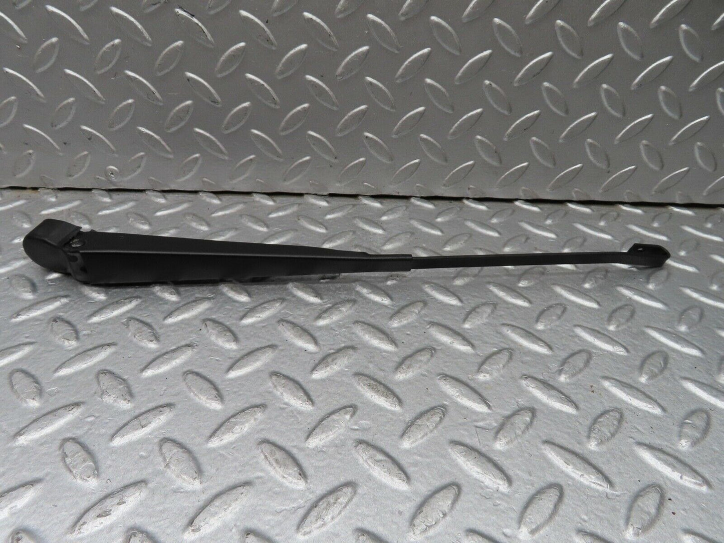 18225 Mercedes-Benz W111 220SE Coupe Wiper Arm Bosch Right Side