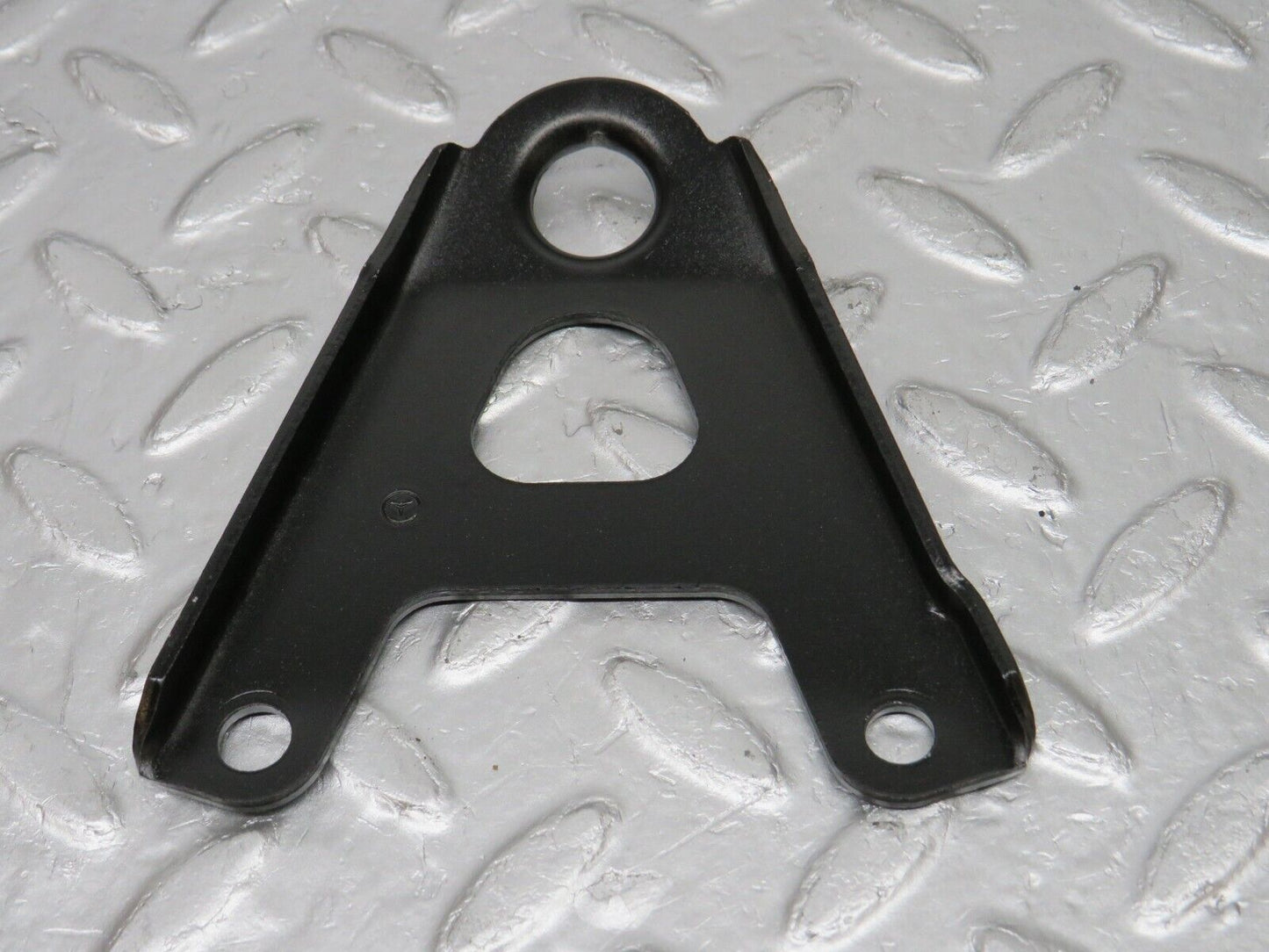 33547 Mercedes-Benz W202 C180 Engine Lifting Eyes Hooks