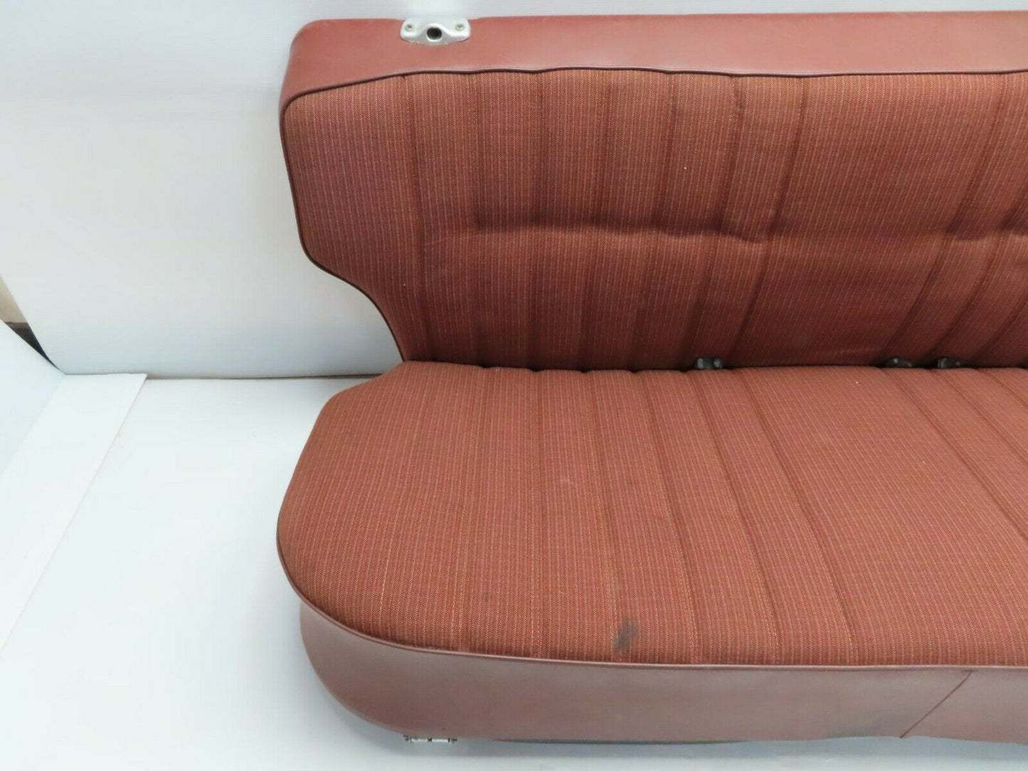 7706 Mercedes-Benz S123 230TE Wagon Rear Seat