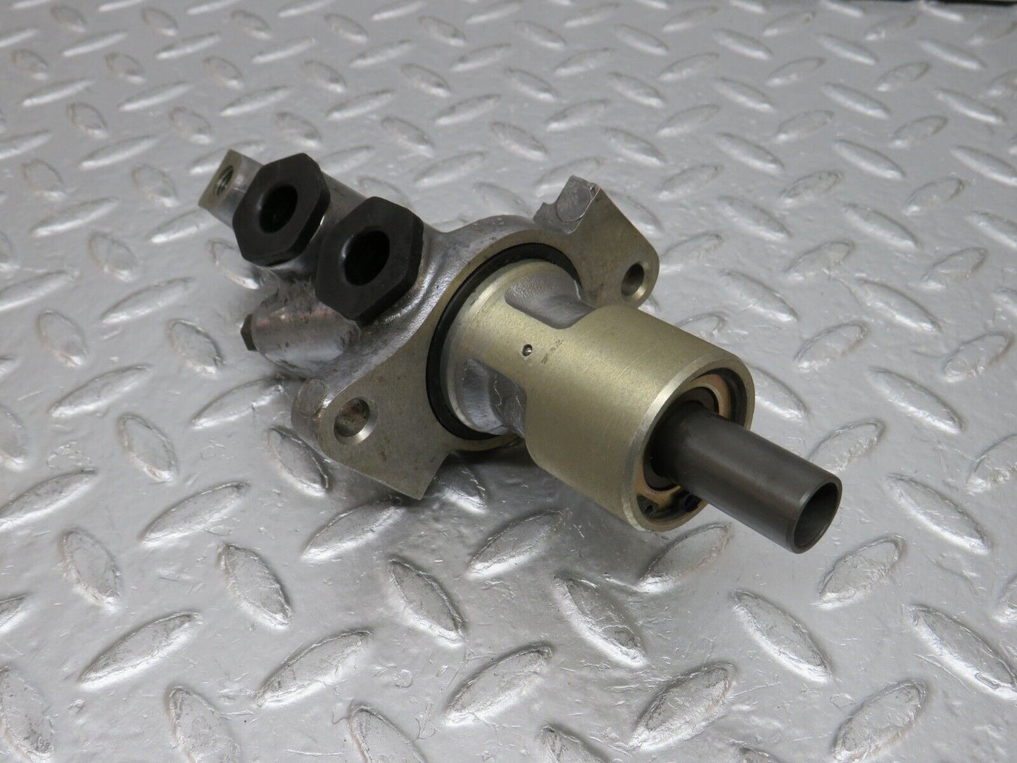 32424 Mercedes-Benz S124 300TE Wagon Brake Master Cylinder Ate