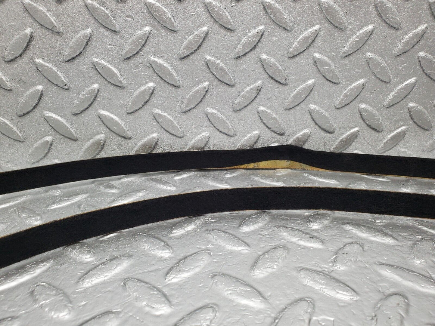 46404 Mercedes-Benz C123 280CE Coupe Heater Box Holder Strap