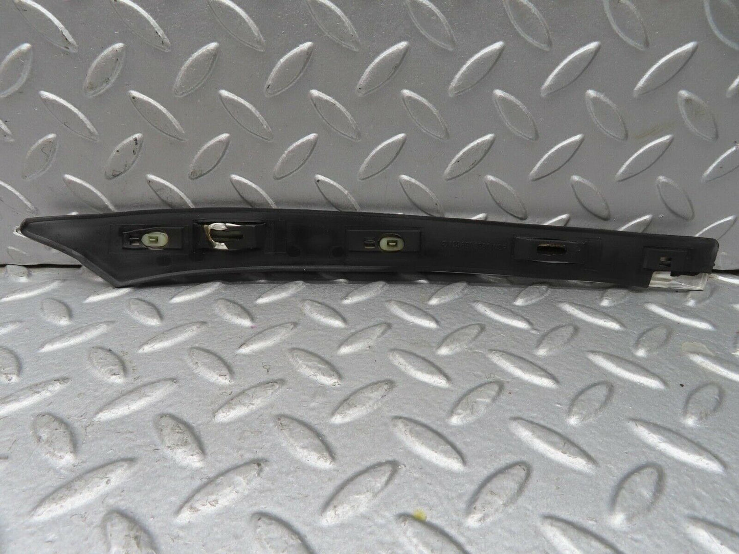 13608 Mercedes-Benz W123 200 C Pillar Exterior Trim Right Side 1236902880