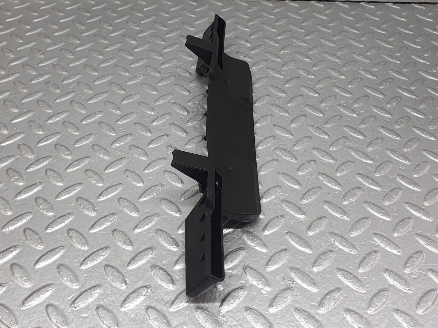 41020 Mercedes-Benz W126 300SE Seat Belt Cover 1268680839