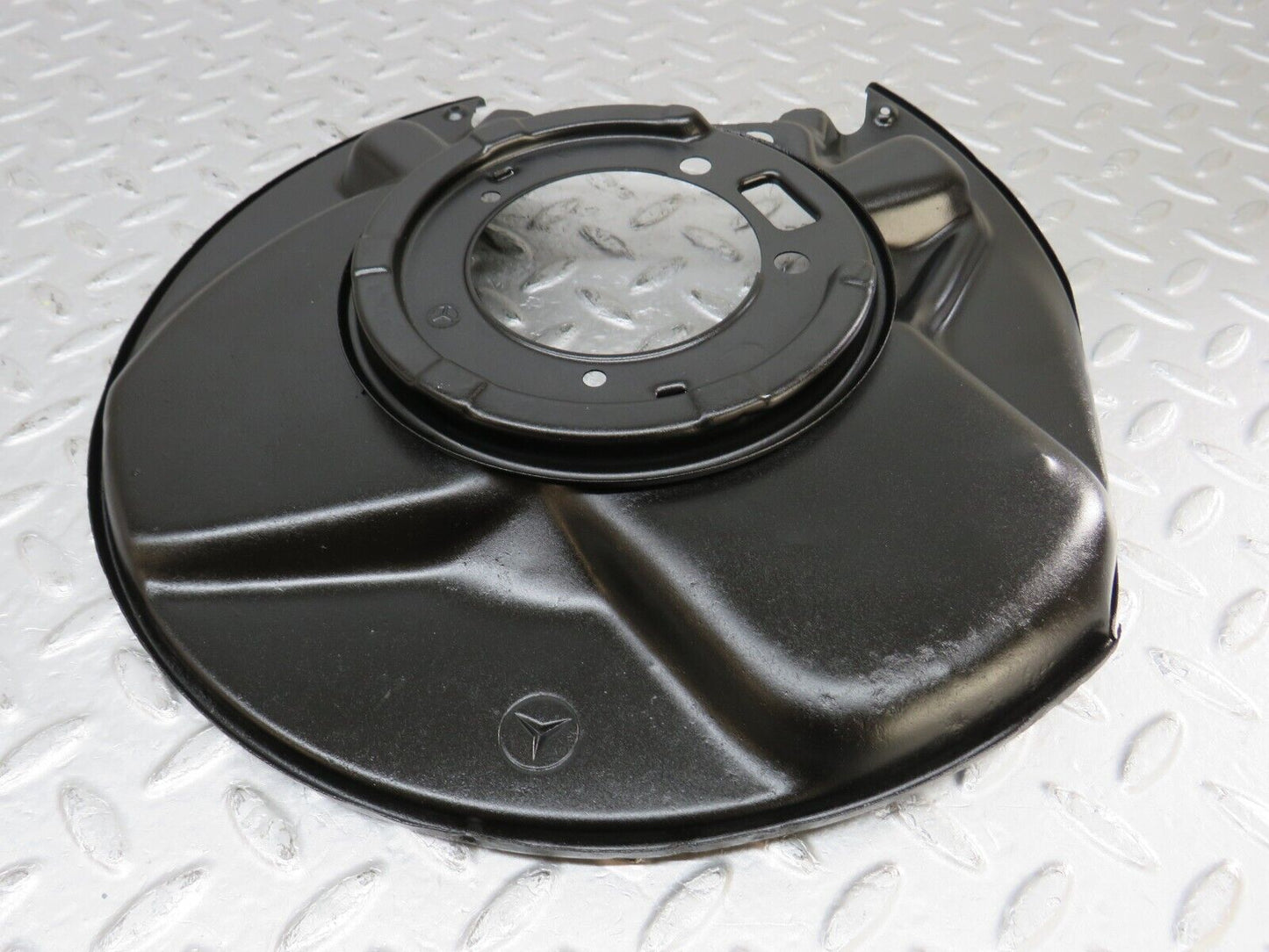 36785 Mercedes-Benz W201 190E Rear Brake Disc Protection Plate