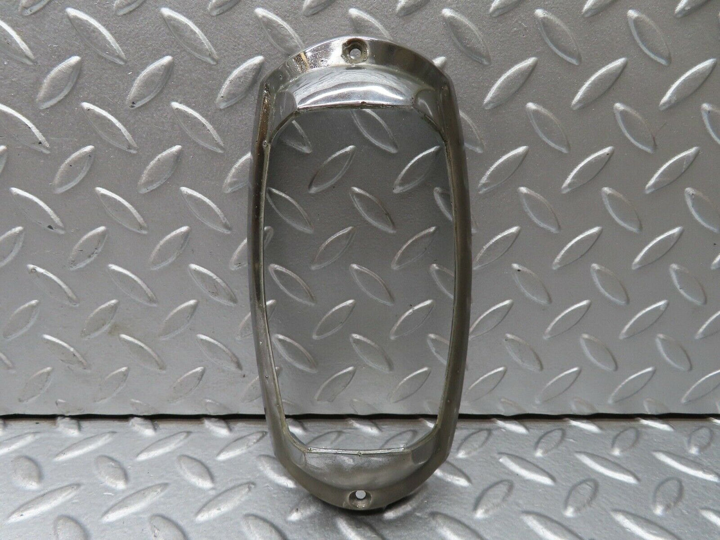 18666 Mercedes-Benz W120 W121 Ponton Tail Light Chrome Frame