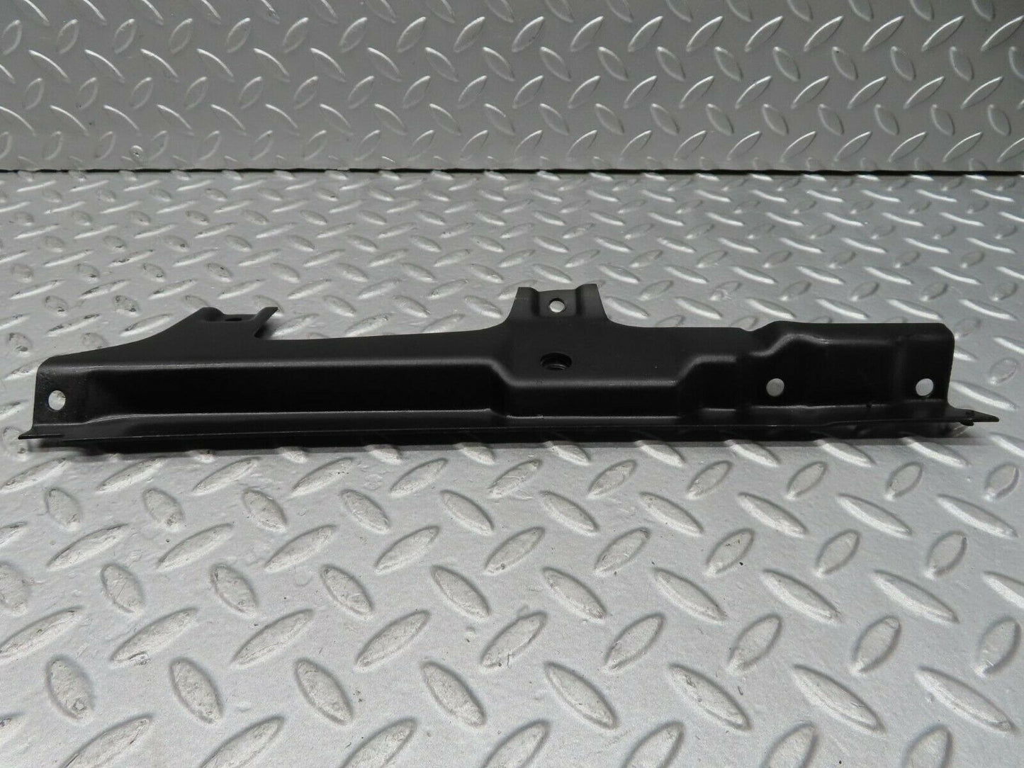 16657 Mercedes-Benz C107 380SLC Rear Right Inner Window Seal Holder Bracket
