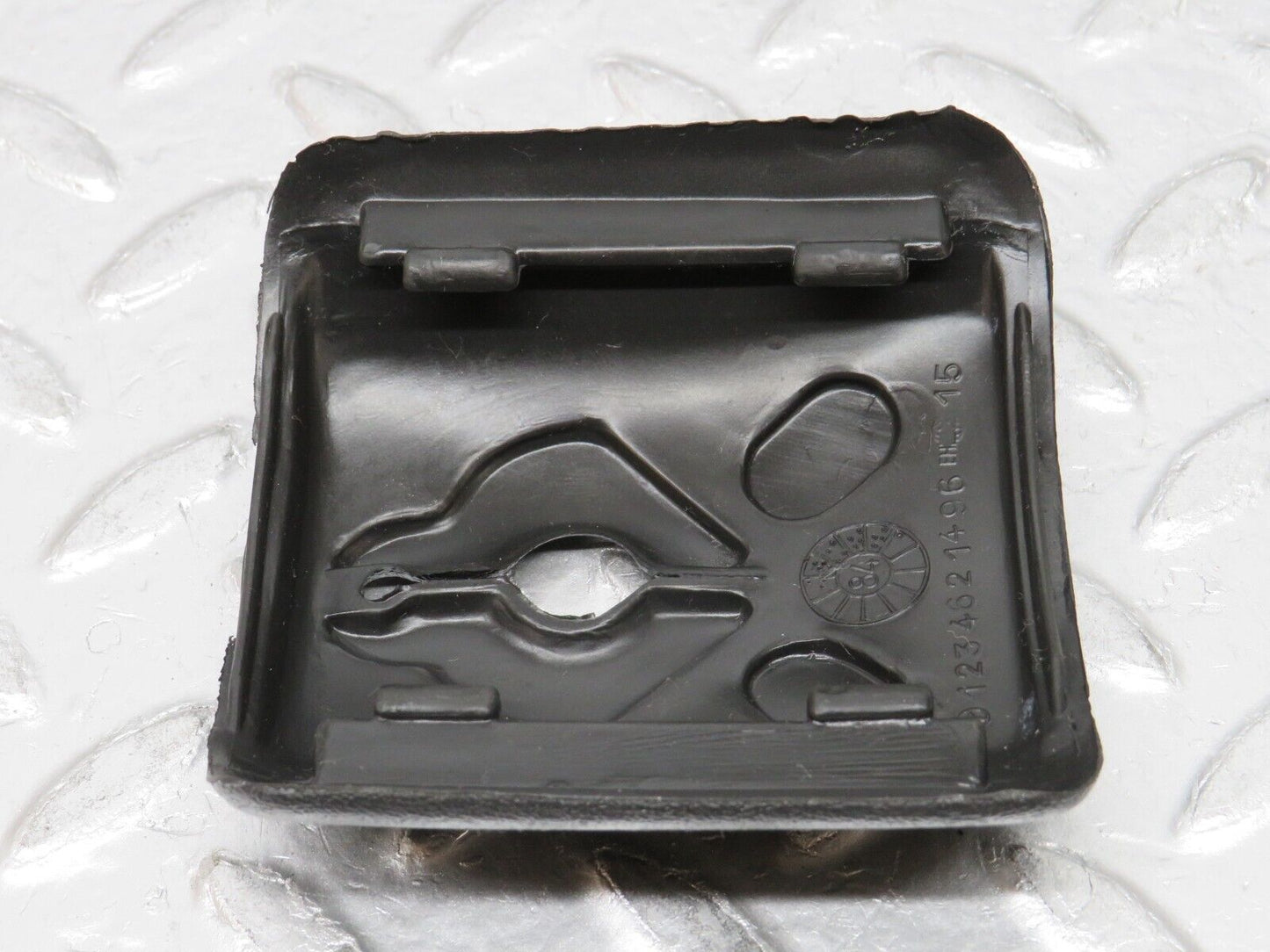 0631 Mercedes-Benz W123 Steering Column Switch Rubber Cover 1234621469