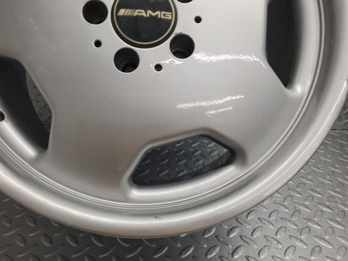 W124 Wagon alloy wheel set 8jx18 h2 et37 used OEM