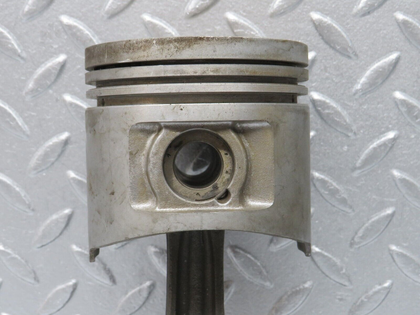 40023 Mercedes-Benz R107 350SL Piston With Connecting Rod 92.00mm