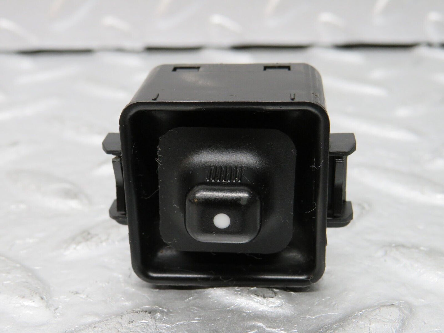 29530 Mercedes-Benz W124 230E Electric Mirror Adjust Switch 1248201810