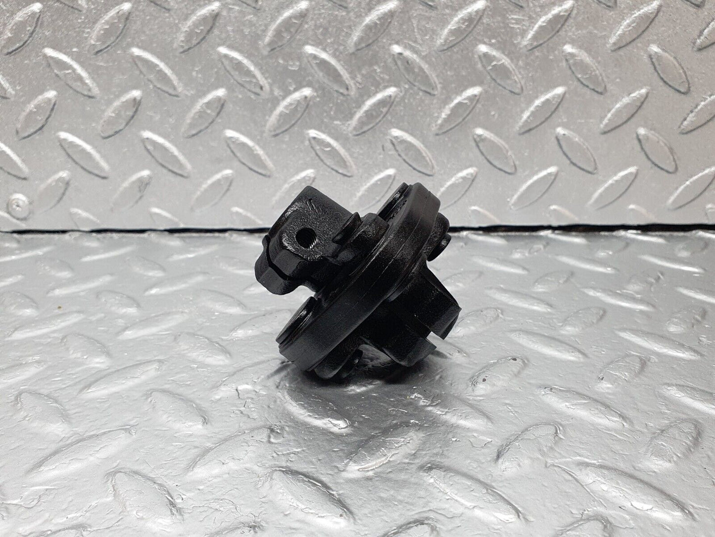 42825 Mercedes-Benz W201 190 2.0L Steering Column Lower Shaft Connector 1264620146