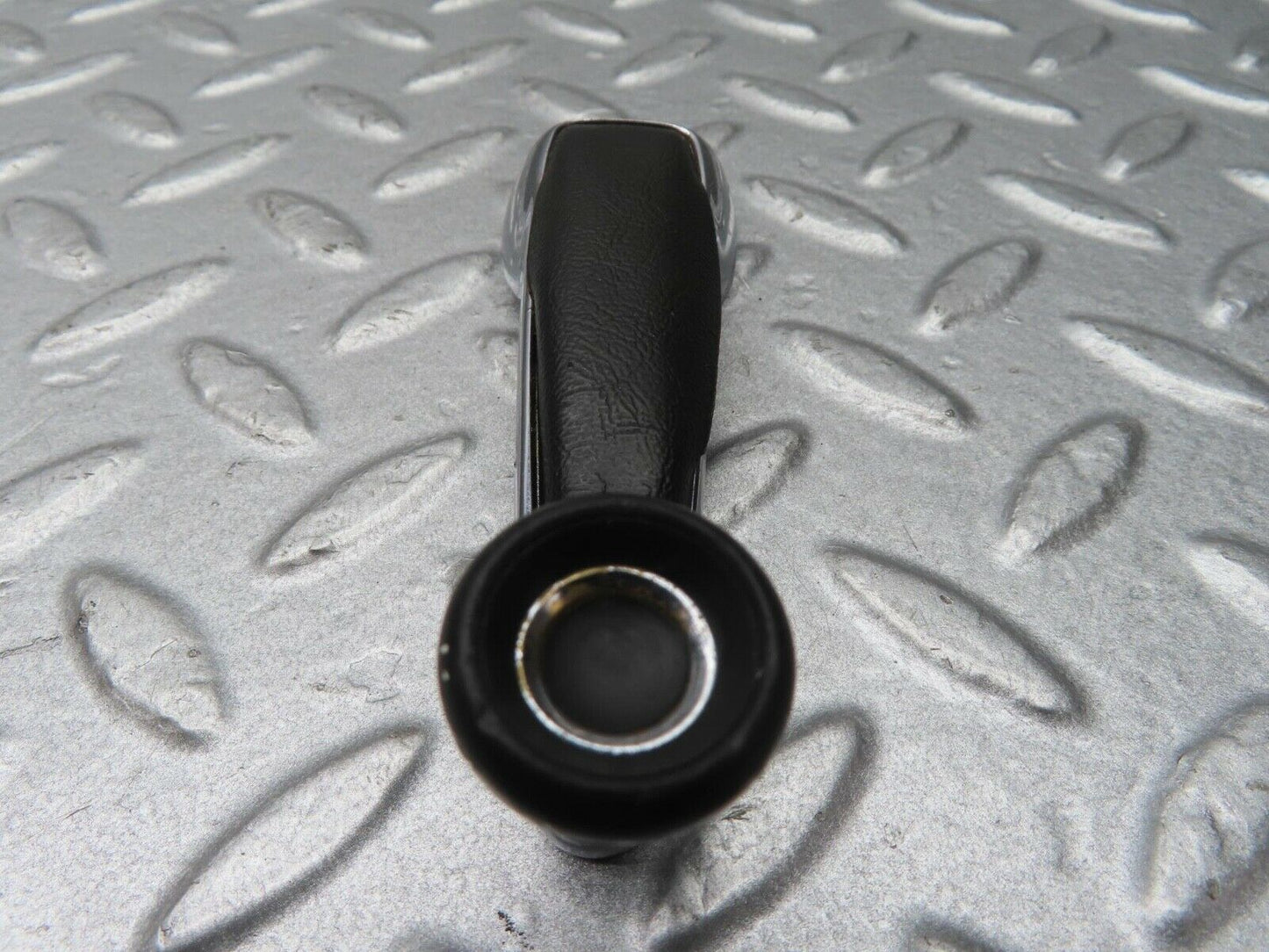 13125 Mercedes-Benz W111 220S Window Lifter Crank Handle