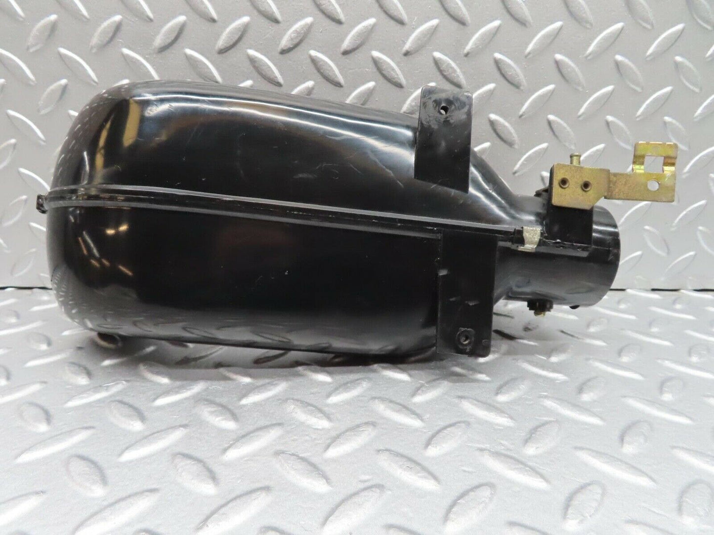 13985 Mercedes-Benz C107 280SLC Heater Air Duct