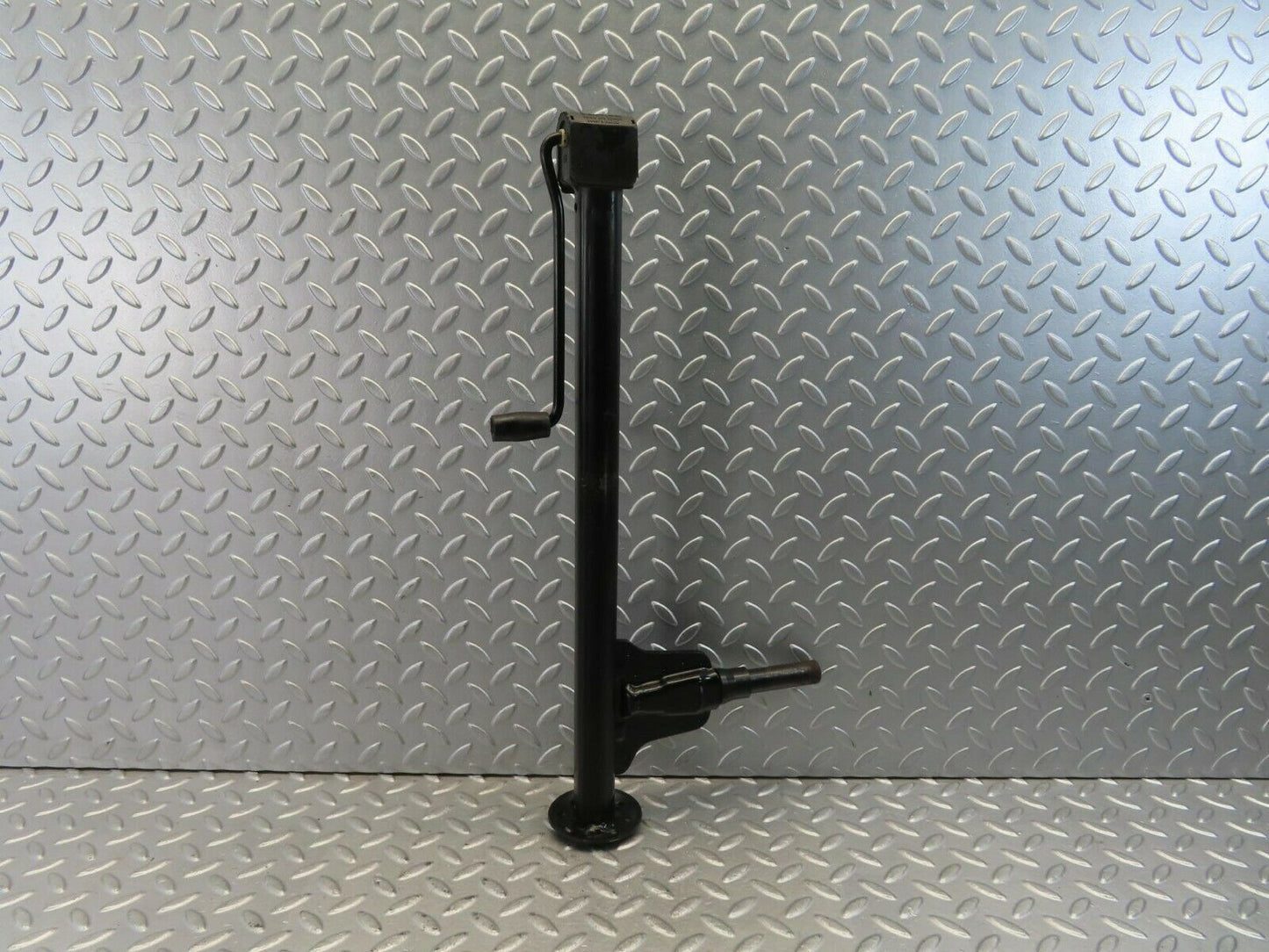 11439 Mercedes-Benz C123 230CE Coupe Car Jack 1235830715