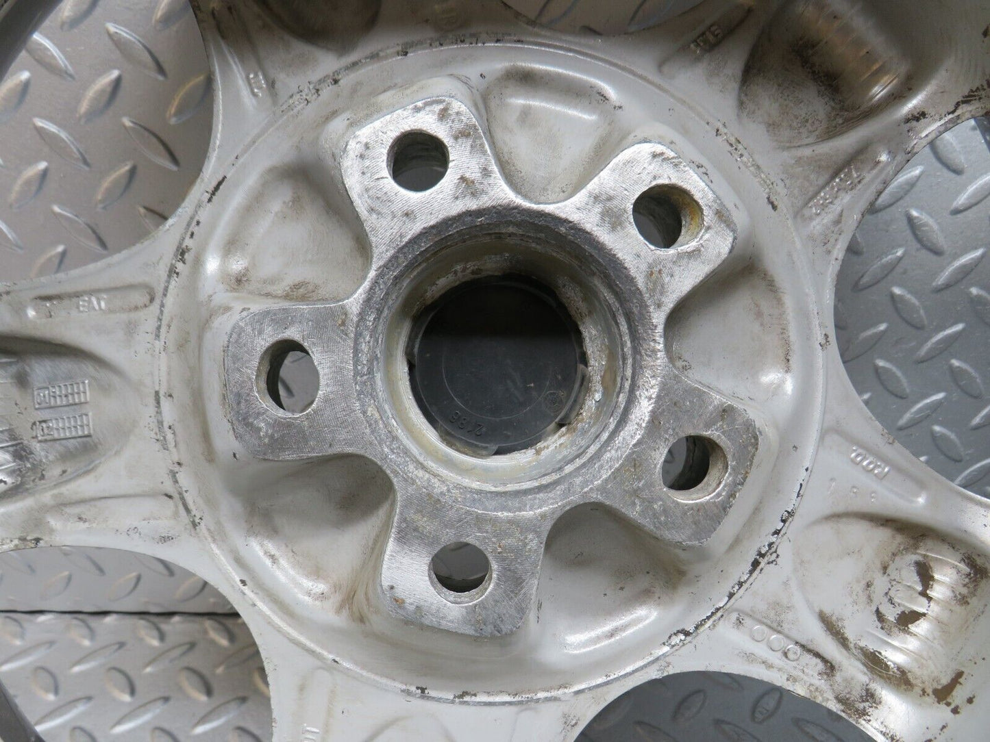 36445 Mercedes-Benz Alloy Wheel Set 7.5Jx16 H2 ET35 Z5275635