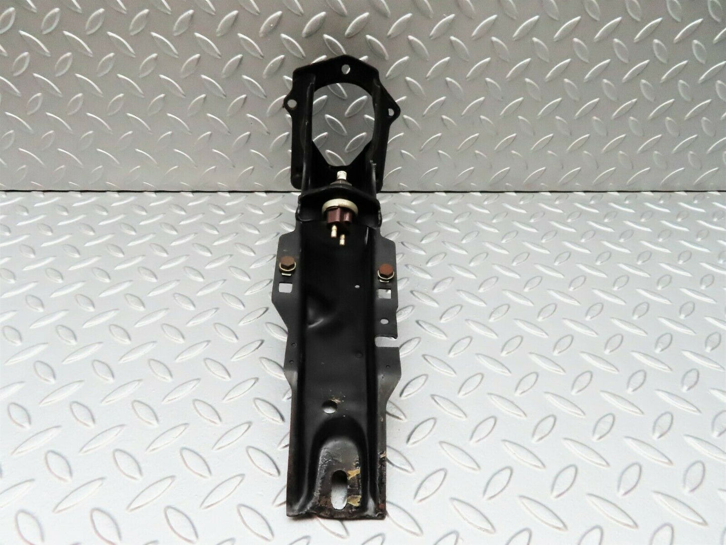 3665 Mercedes-Benz W108 280SE Brake Pedal Bracket